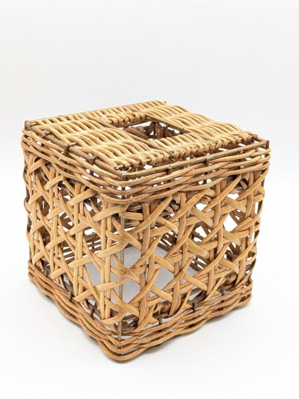 Vtg Wicker Rattan Cube Tissue Box Cover Holder Woven Boho Tropical Natural 5.5"